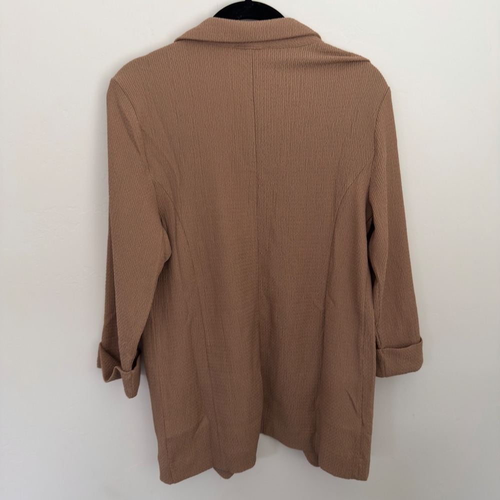 Maurices Womens Tan Brown Textured Open Front Cuffed Sleeve Blazer Size M NWT - Picture 6 of 6